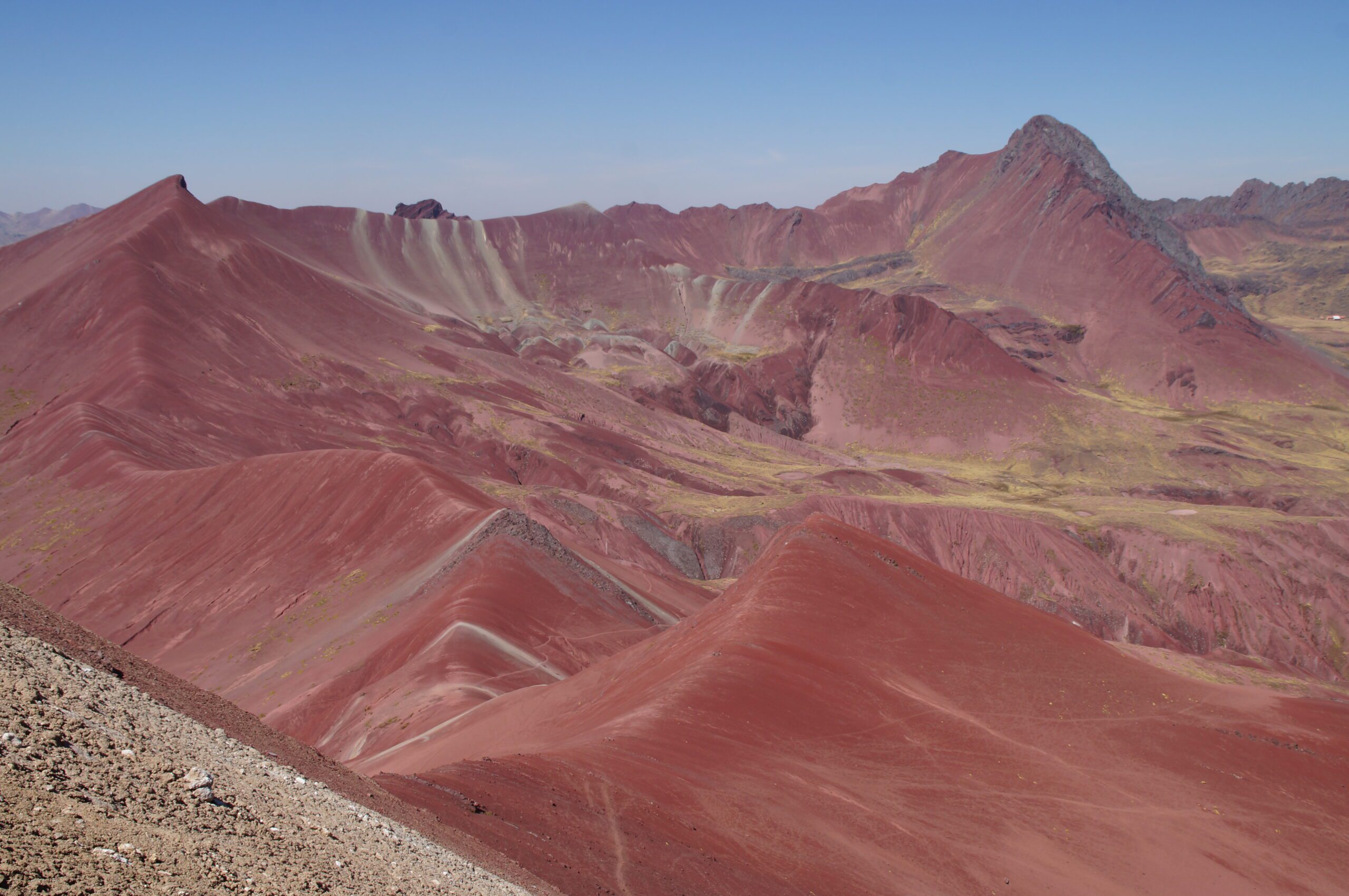 RAINBOW MOUNTAIN AND RED VALLEY TOUR