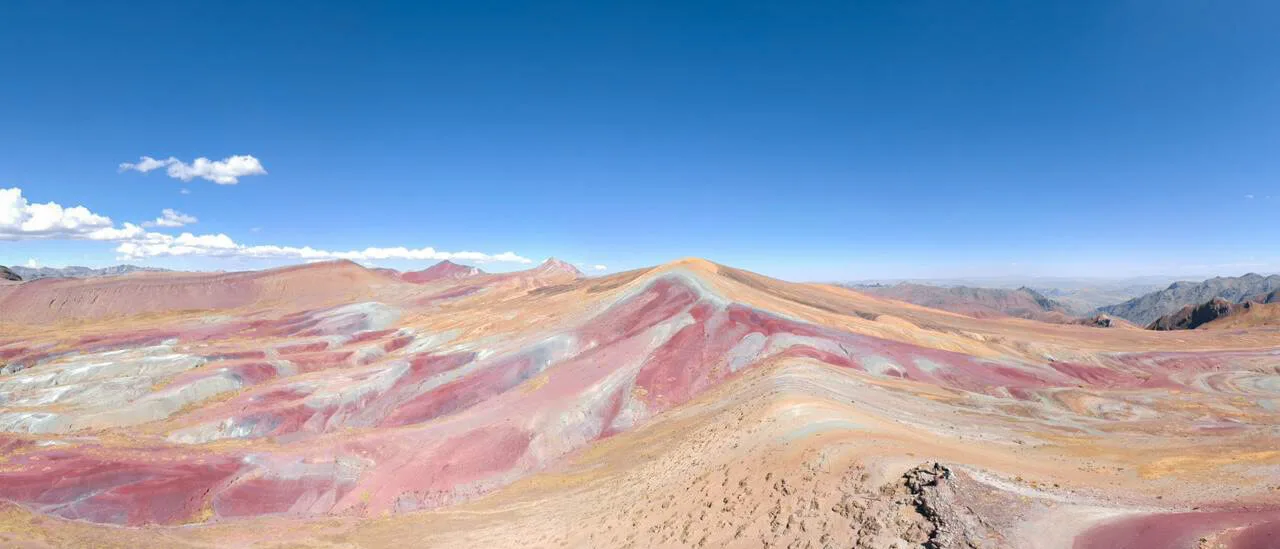 Alternative Rainbow Mountain