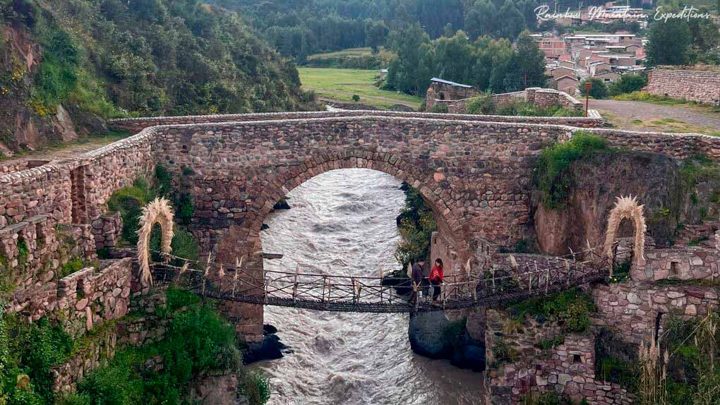 The colonial bridge of Checacupe connects Vinicunca, Palccoyo, and Wilcacunca. The colonial bridge of Checacupe connects Vinicunca, Palccoyo, and Wilcacunca.