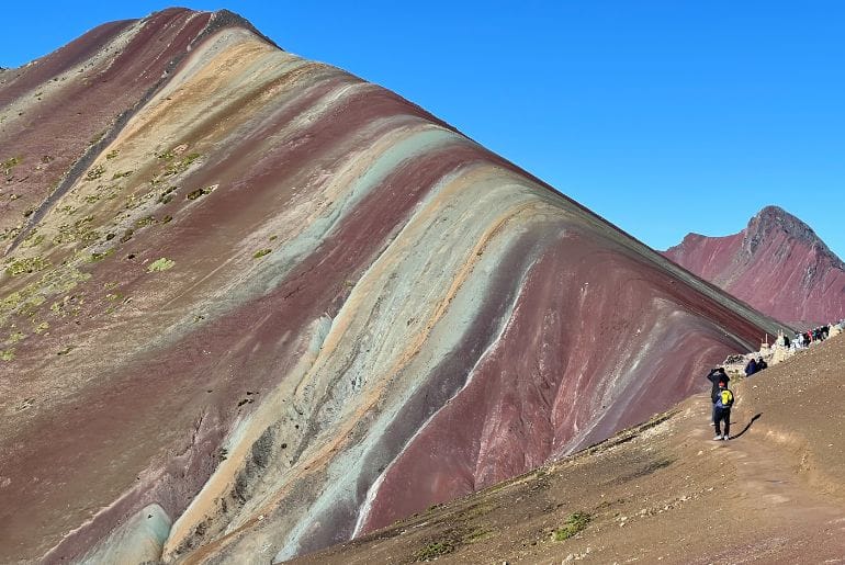 Vinicunca, Montaña Arcoíris o también conocida como la Montaña de 7 Colores