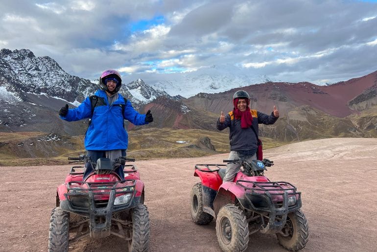 Aventura Extrema en la Montaña de Colores en cuatrimotos